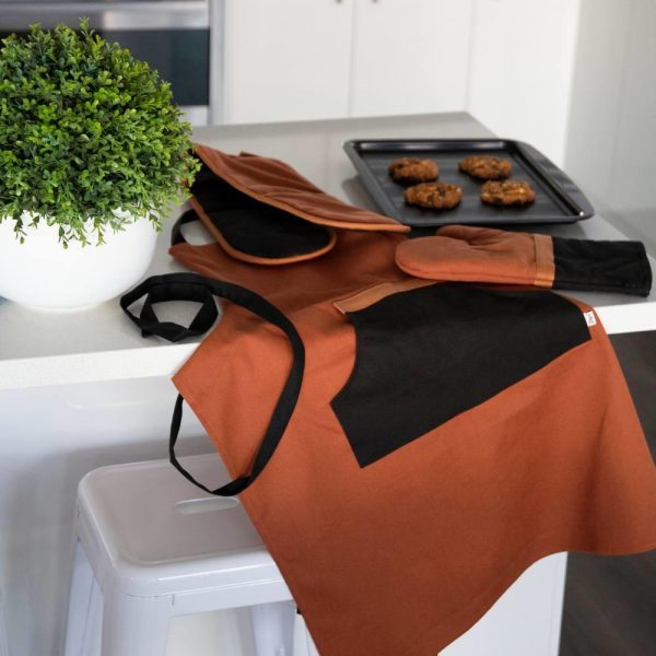 Selby Apron 83x68cm Ginger & Black - Image 4