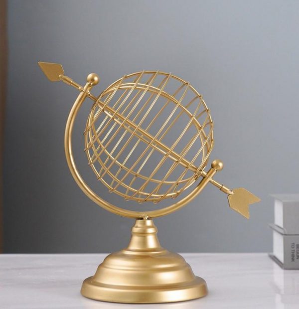 Arrow Globe Gold